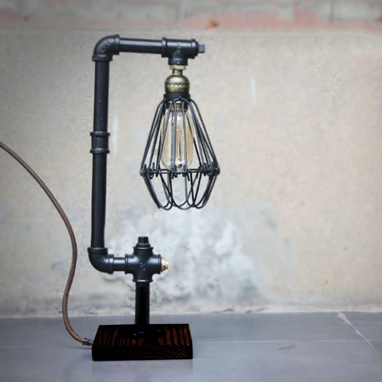 Viva – Tischlampe Vintage Metall Elegante Beleuchtung für Ihr Zuhause