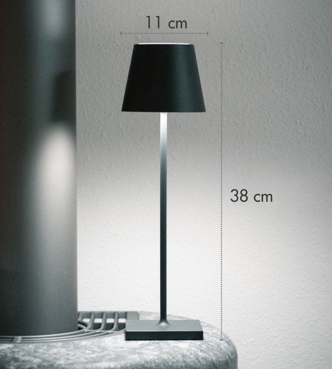 LichtFlex – Wireless LED Lamp for Flexible Lighting in the Living Area