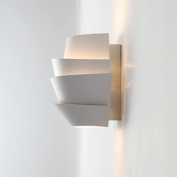 Luminique – Scandinavian wall lamp with double light sources for stylish ambiance
