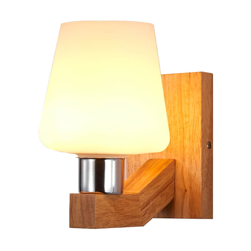 ScandiLicht – Moderne Wandlampe aus Glas und Holz für stilvolle Beleuchtung