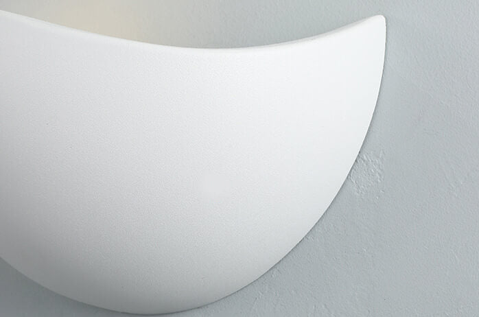 Luminia – Semi-circular Aluminum LED Wall Lamp for Modern Interior