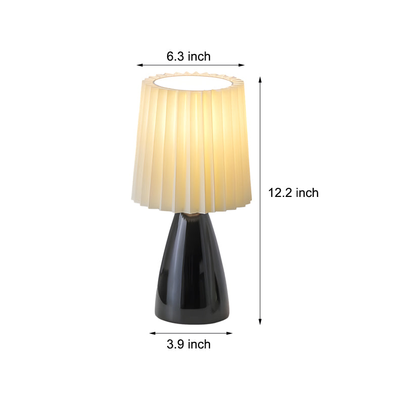 Pli – Dimmable Table Lamp with Glass Base and USB Port for Stylish Lighting