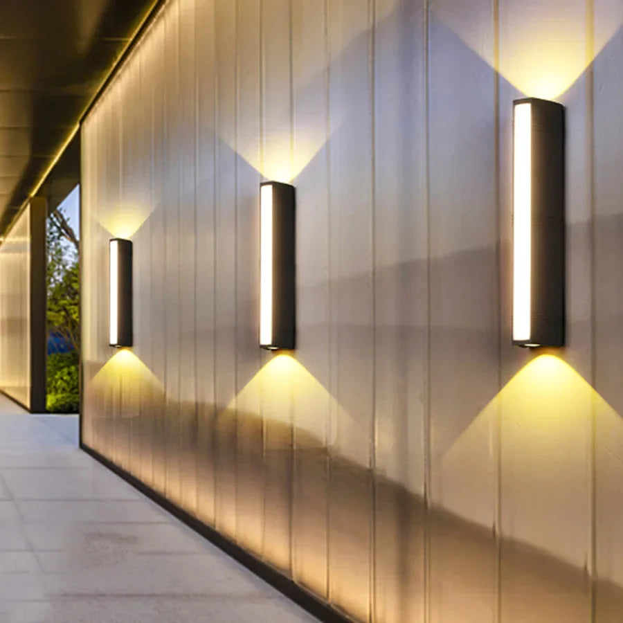 NachtStrahl – LED wall lamp for outdoor use with energy-efficient light