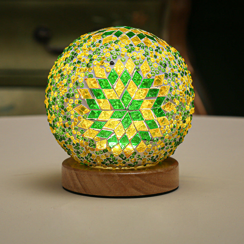 GlowNest – Spherical LED Table Lamp with Mosaic Design for Atmospheric Lighting