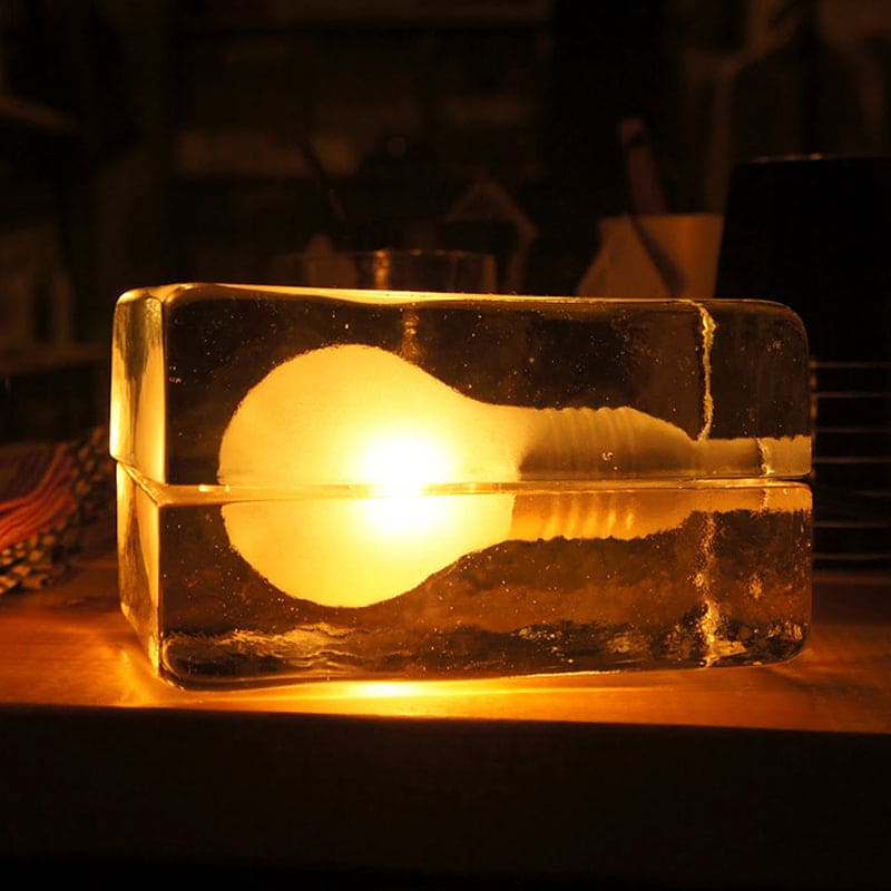 BrightCube – Tischlampe Mit Klarem Glaswürfel Für Modernes Ambiente