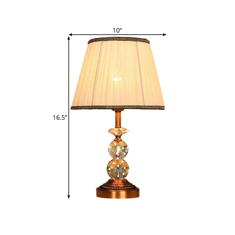 KristallGlow – Tischlampe mit konischer Form Elegante Beleuchtung