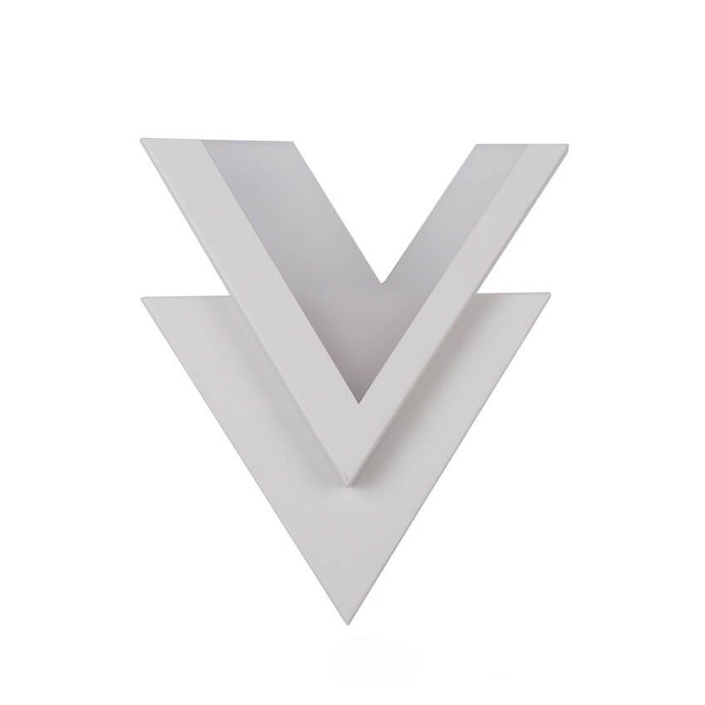 Lumi – V-shaped LED wall light for modern design