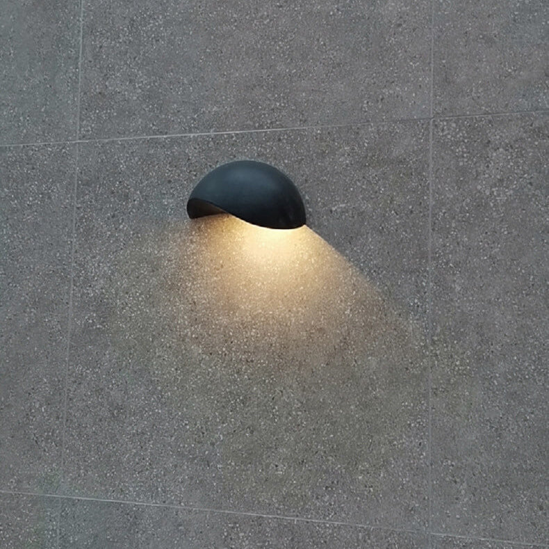 Luminia – Semi-circular Aluminum LED Wall Lamp for Modern Interior