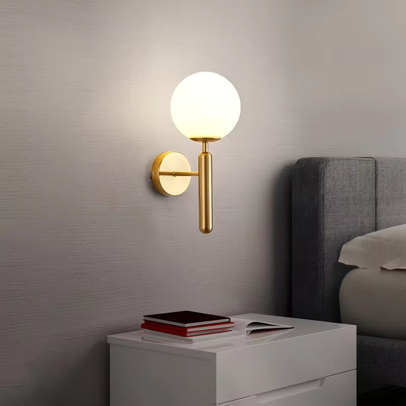 VelvetGlow – Wandlampe mit Eleganz und Vielseitigkeit