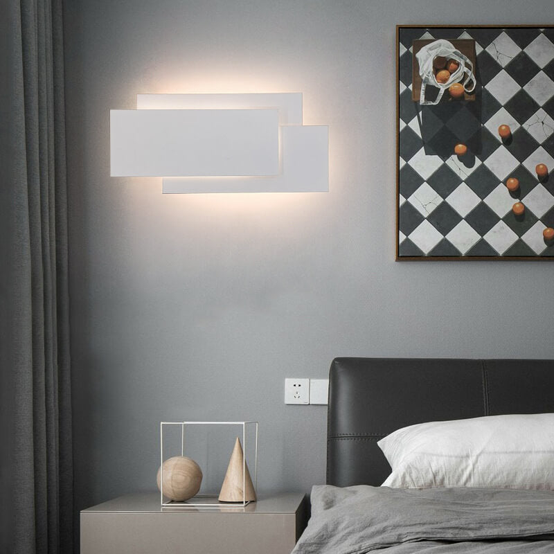 LumiNova – LED wall light made of aluminum for a modern ambiance