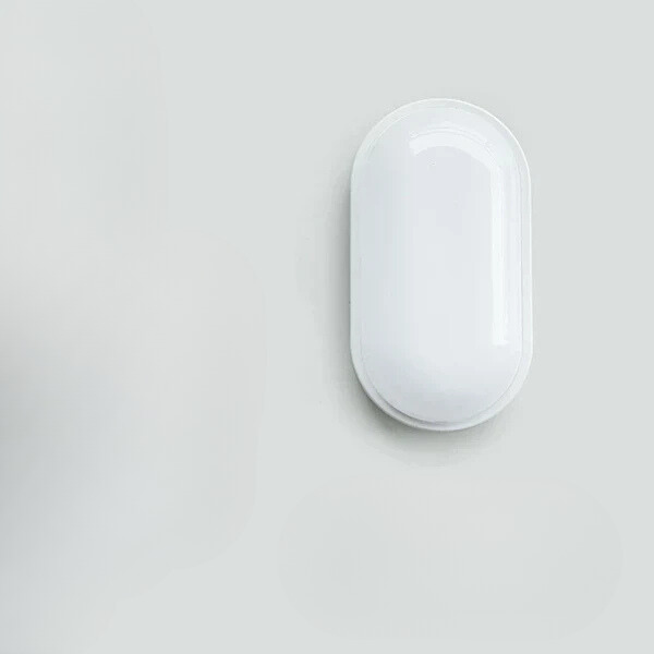 LumiAqua – Ceiling lamp for damp environments with reliable lighting