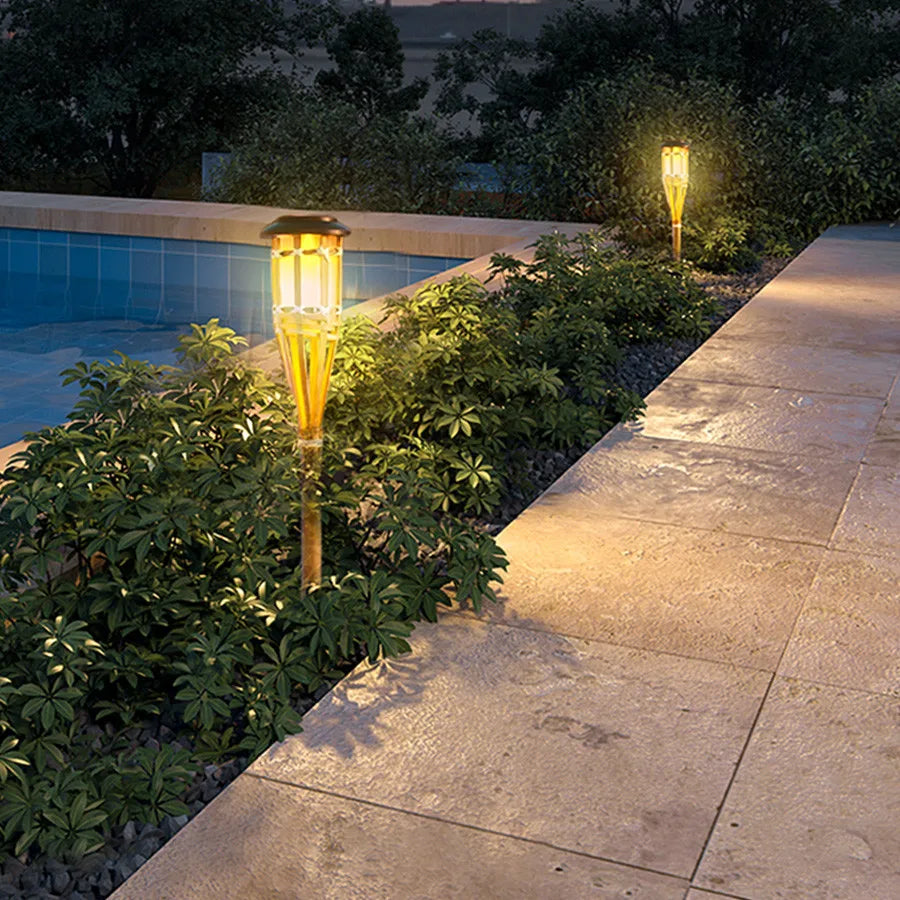 SolarTorch – Solarbetriebene Fackel für Abenteuer im Garten