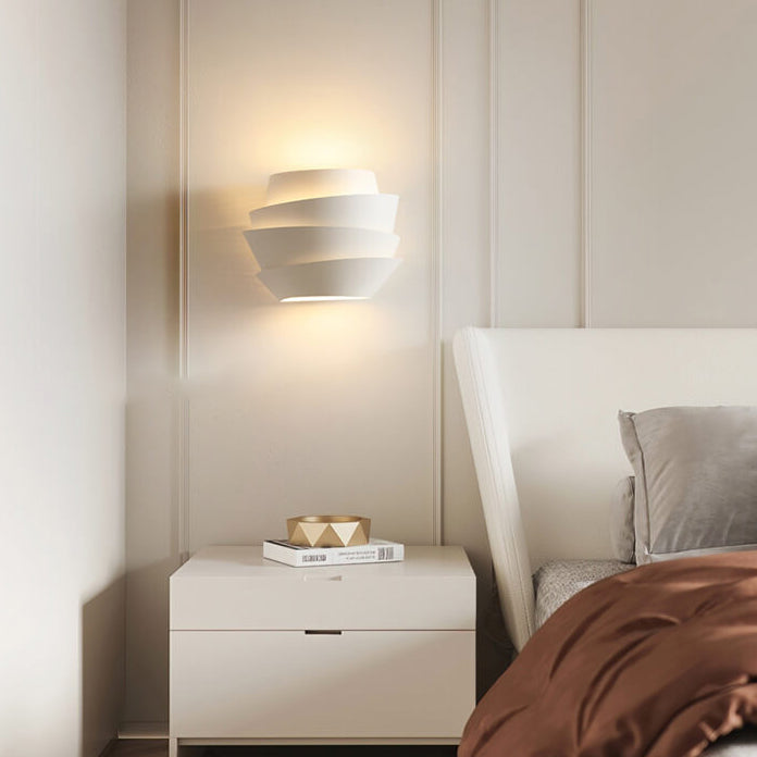 Luminique – Scandinavian wall lamp with double light sources for stylish ambiance