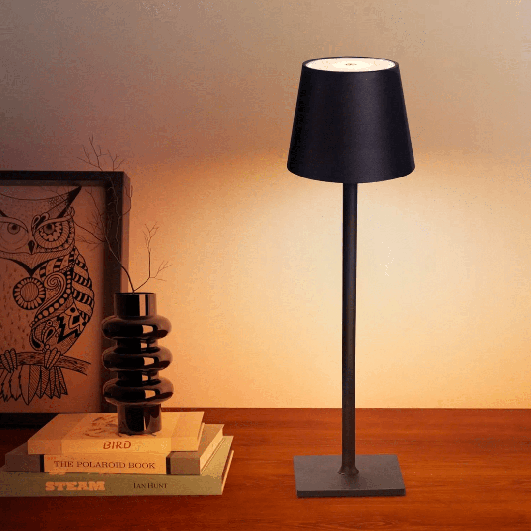 LuxaGlow – Wireless Table Lamp for Stylish Lighting