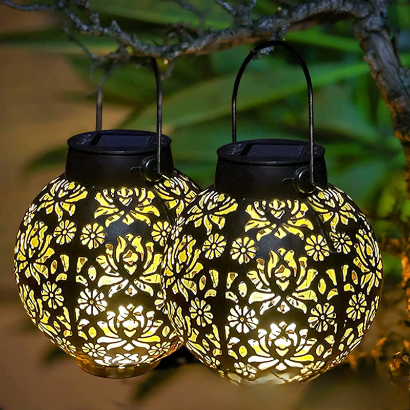 Orion – Solar garden lamp with artistic light projection
