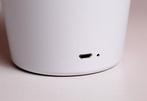 Moderne Tischlampe mit USB Augen-Schutz LED – Schreibtischlampe für Wohnzimmer, Schlafzimmer, Nachttische & Büros