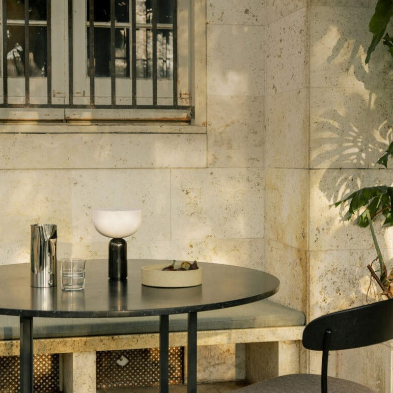 MarbleLuxe – Elegante Marmorlampe für stilvolles Interieur