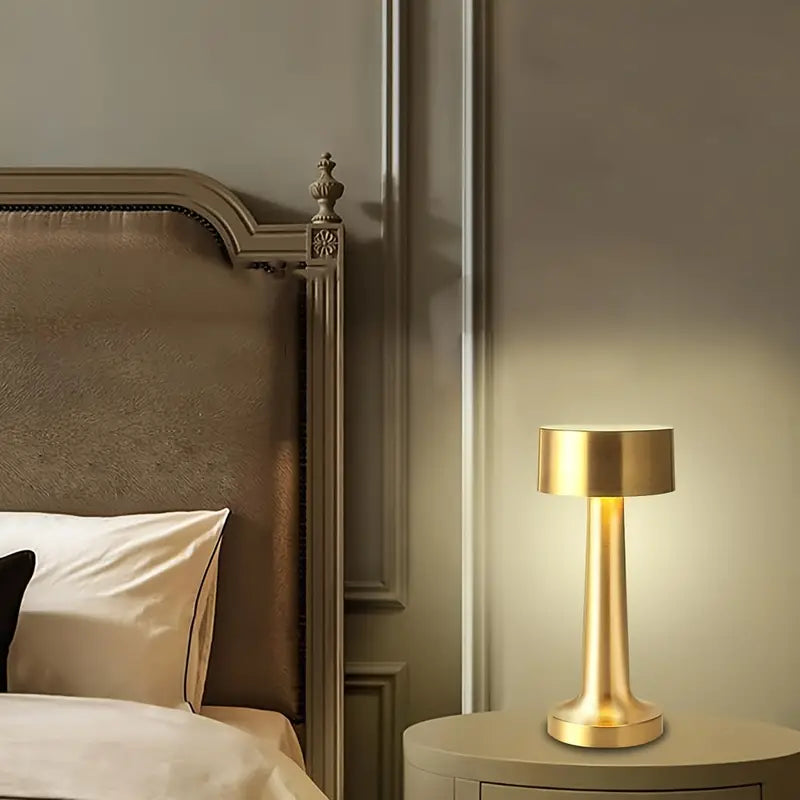 GlowArt – Retro Tischlampe für stilvolle Beleuchtung