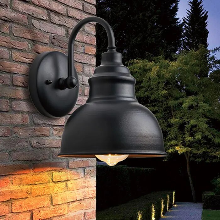 VintageGlow – Retro Außenwandleuchte mit Stil für Ihren Garten in Schwarz und Kupfer