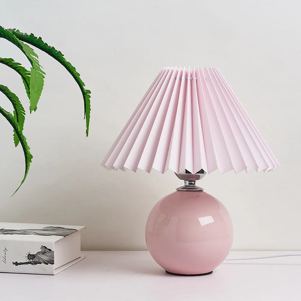 Ava – Vintage Tischlampe für Stilvolle Beleuchtung im Retro-Look