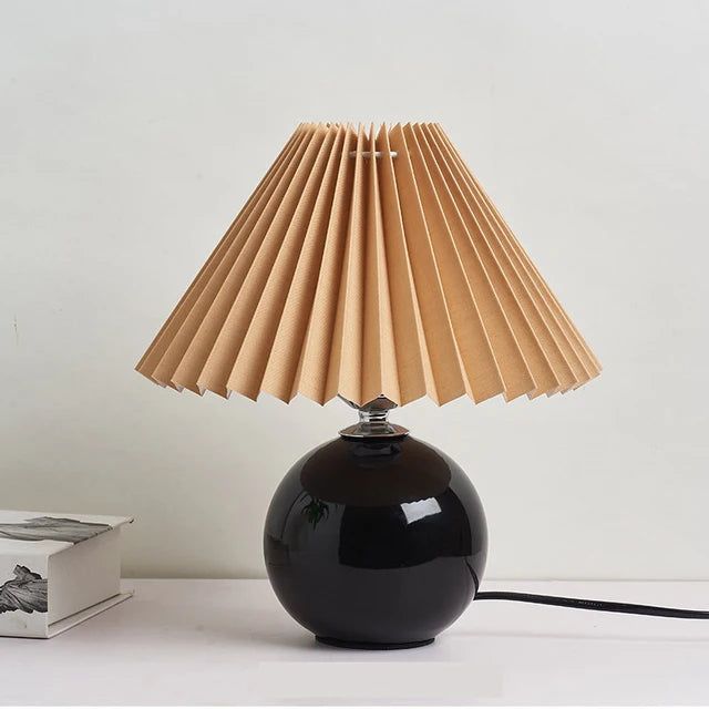Ava – Vintage Tischlampe für Stilvolle Beleuchtung im Retro-Look