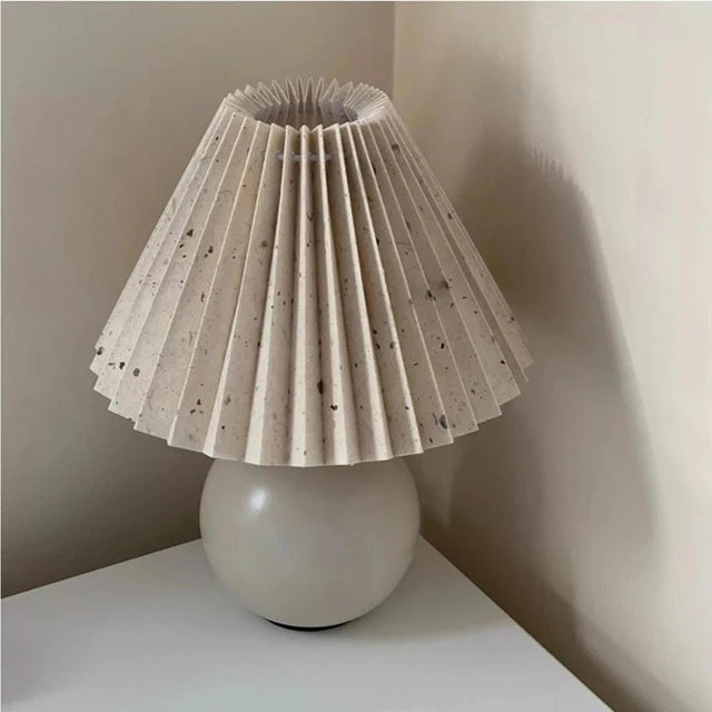 Ava – Vintage Tischlampe für Stilvolle Beleuchtung im Retro-Look