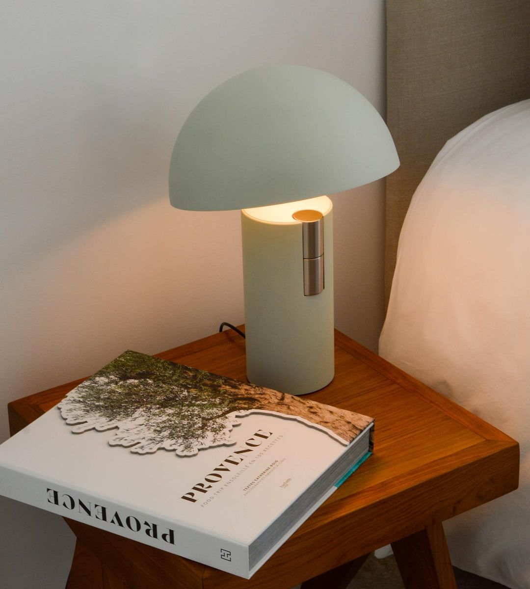 Aurelia – Table Lamp with Modern Design for Stylish Lighting and Relaxed Atmosphere
