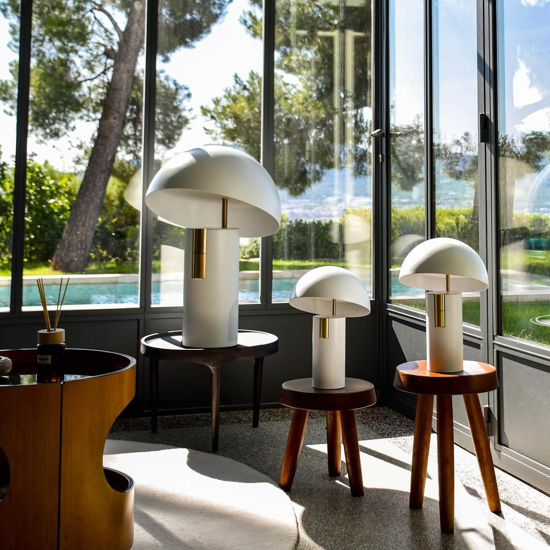 Mira – Elegant Table Lamp with Modern Design for Stylish Ambiance