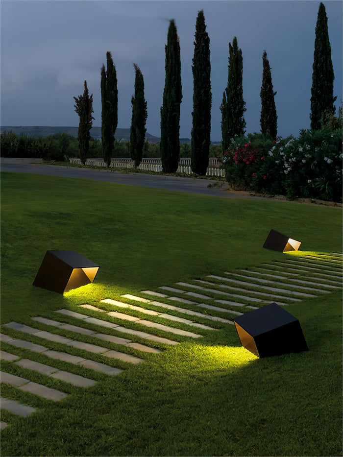 CleoCube – Solar-Lampe für stilvolle Gartenbeleuchtung