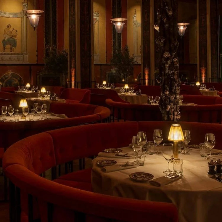 GleamLight – Tischlampe mit modernem Design und sanfter Beleuchtung