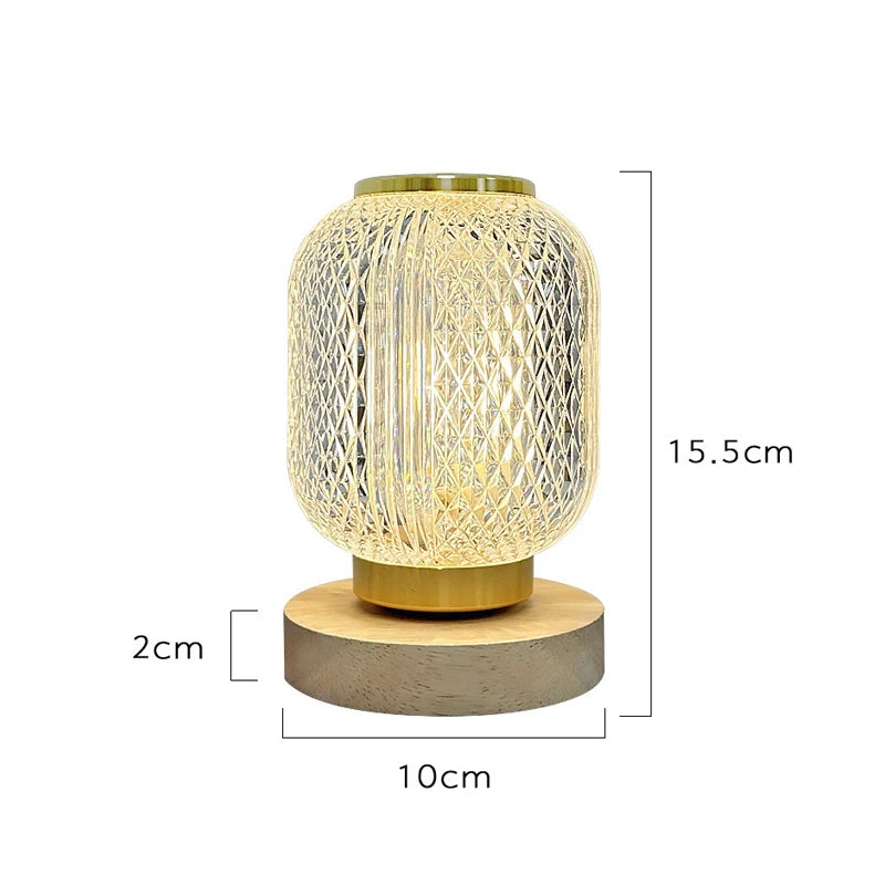 Crystaléa - Elegante Goldfarbene  LED-Tischlampe aus Kristall und Holz