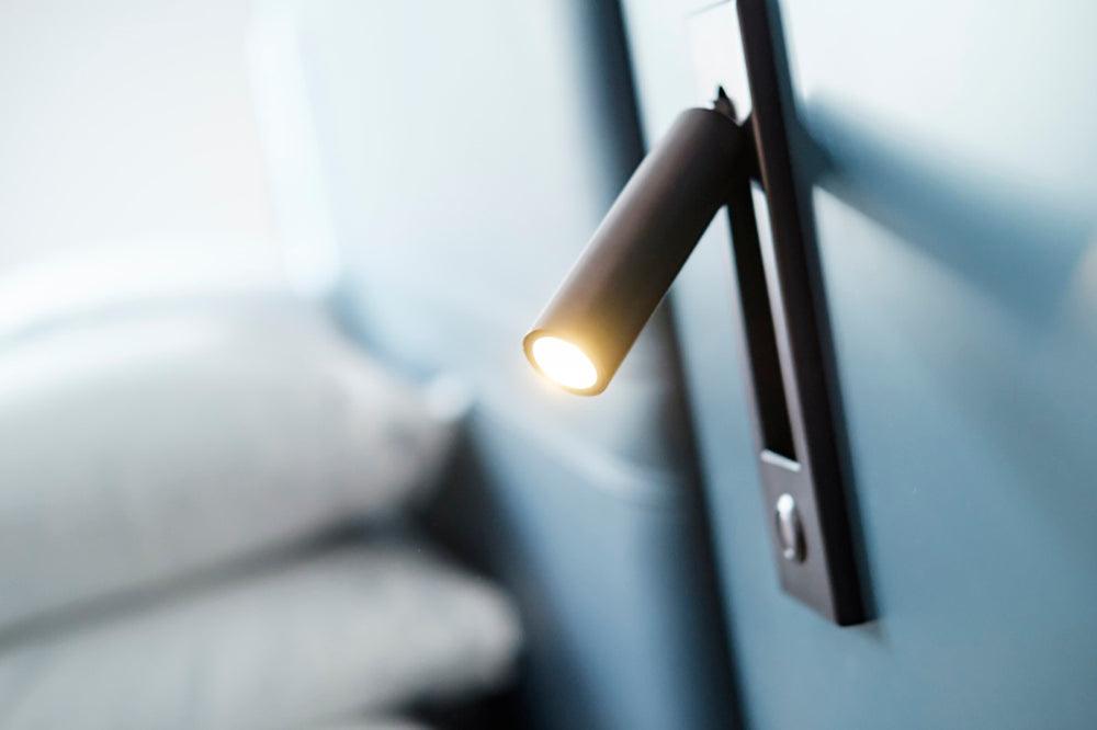 Somnia – Eingebaute Wandlampe für modernes Ambiente im Schlafzimmer