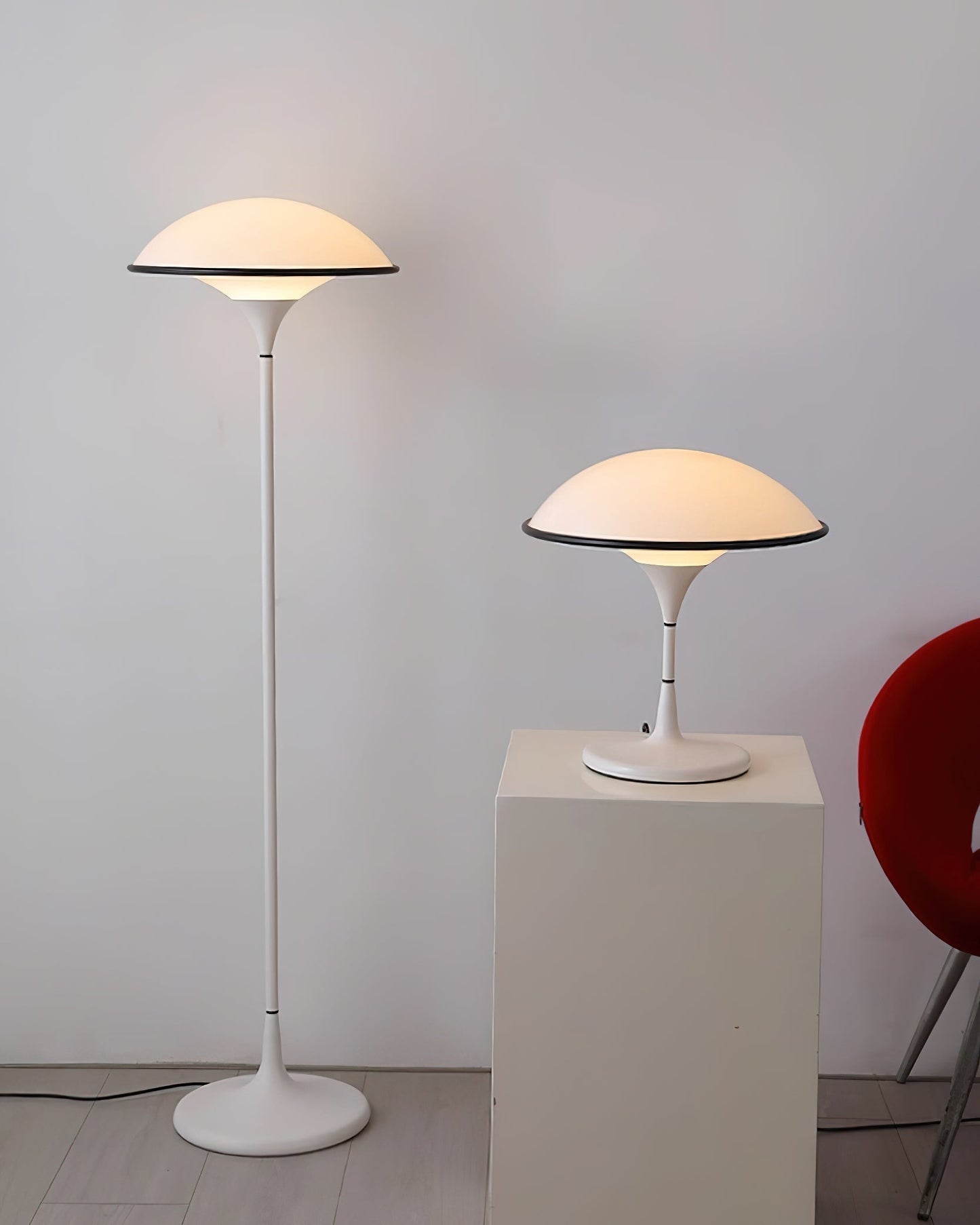 LumiFont – Table Lamp Elegance with Artistic Design