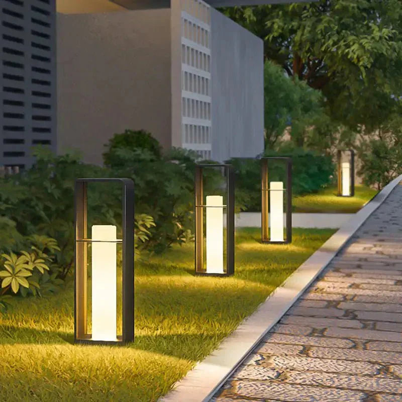 Lumi – Solar Garden Lantern Elegant Lighting for Outdoor Areas