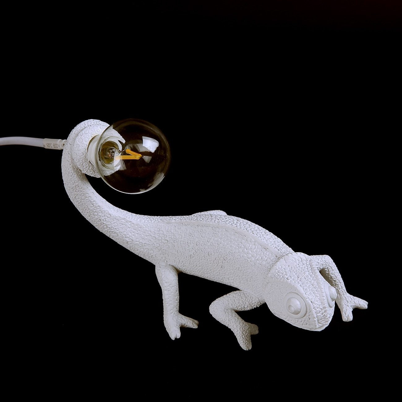 LizarLamp – Tischlampe mit Gecko-Design für kreative Akzente