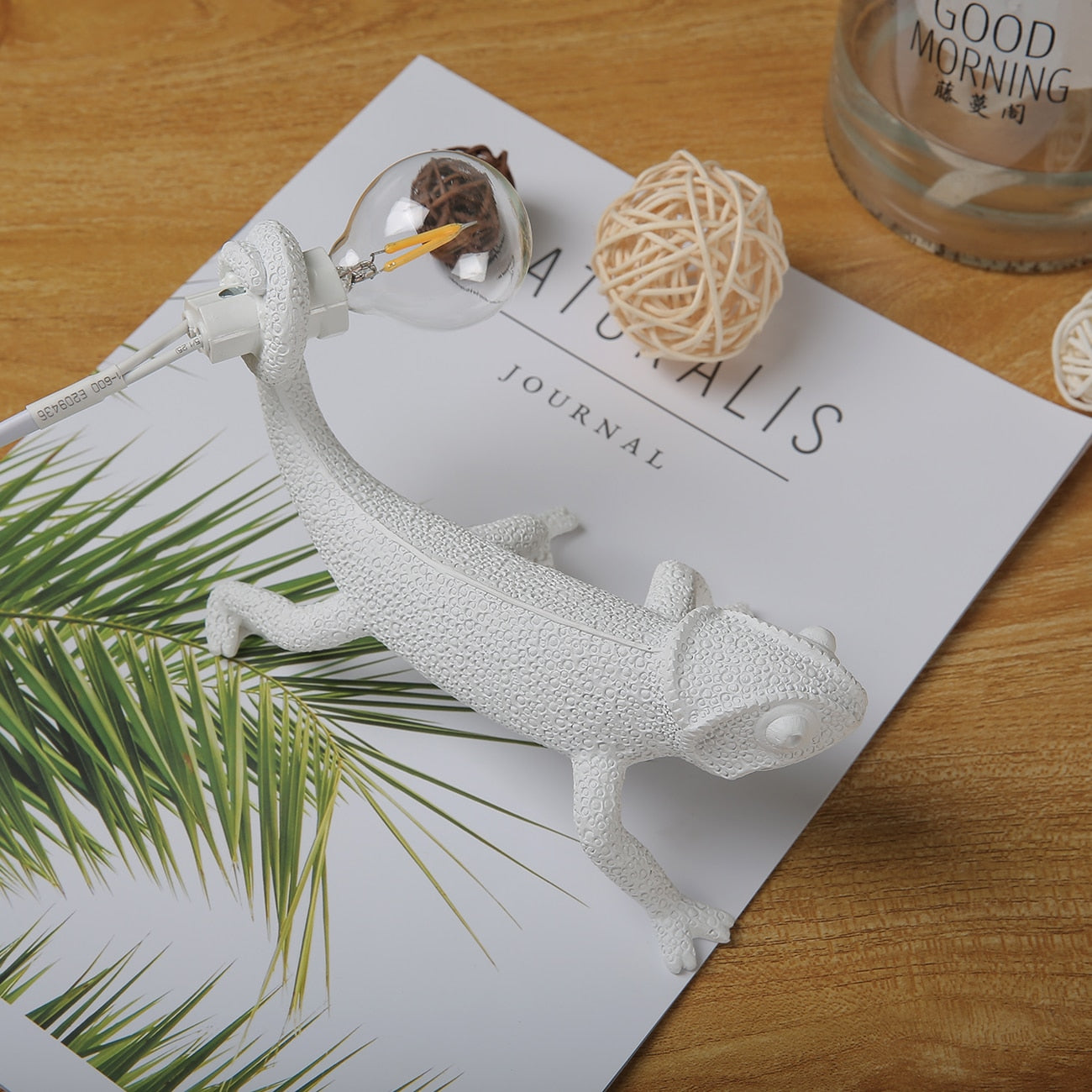 LizarLamp – Tischlampe mit Gecko-Design für kreative Akzente