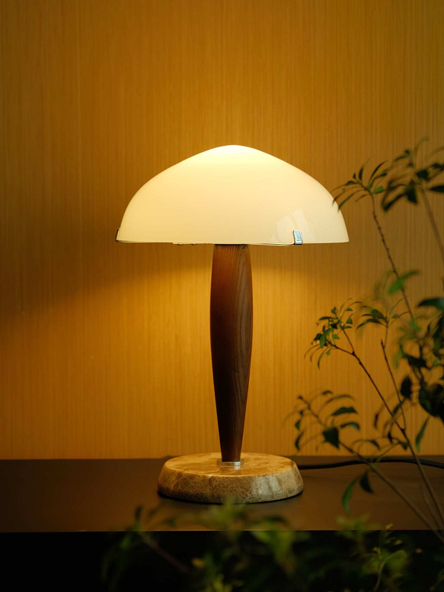 Hermann – Table Lamp with Artistic Design for Elegant Lighting