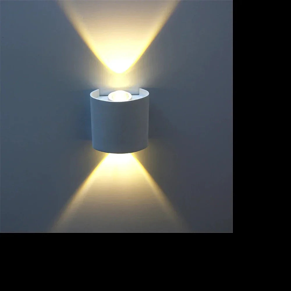 ElementProof – LED Außenwandleuchte für Gemütliche Atmosphäre und Wetterfesten Schutz