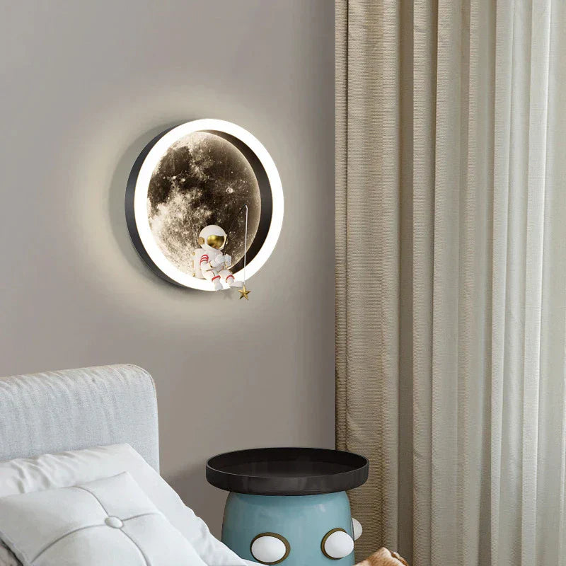 MoonBeam – LED Wandleuchte für Kinderzimmer mit Beruhigender Atmosphäre