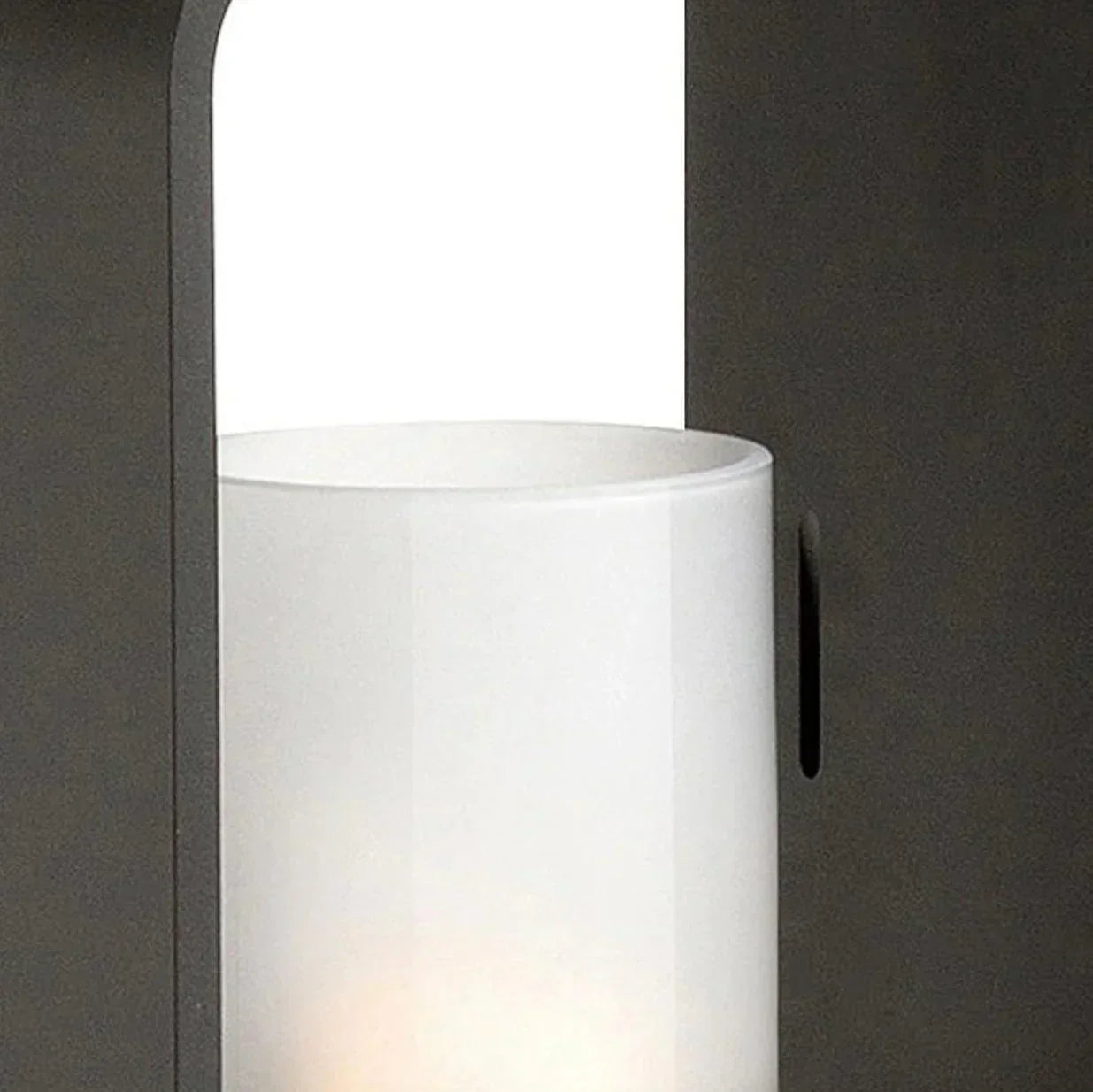 Lumi – Solar Garden Lantern Elegant Lighting for Outdoor Areas