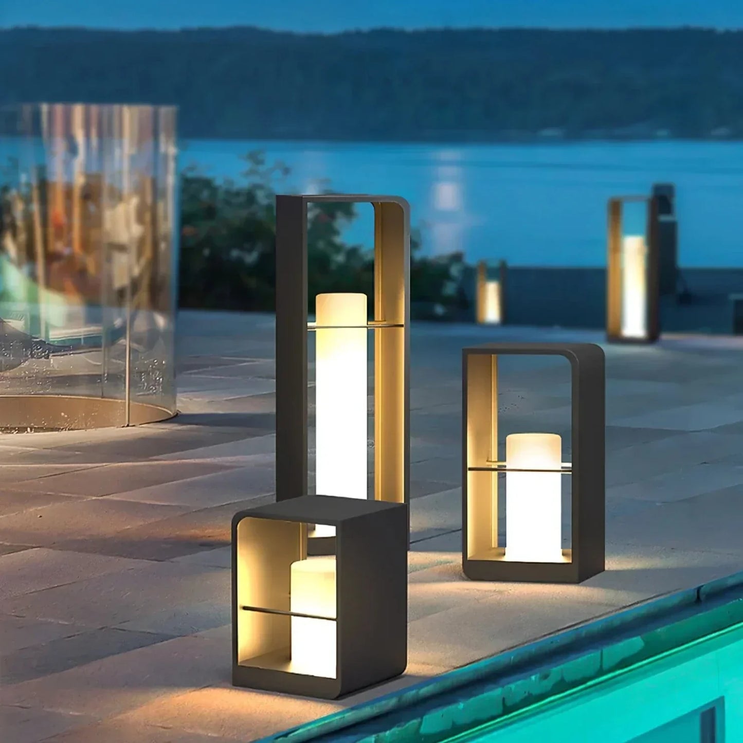 Lumi – Solar Garden Lantern Elegant Lighting for Outdoor Areas