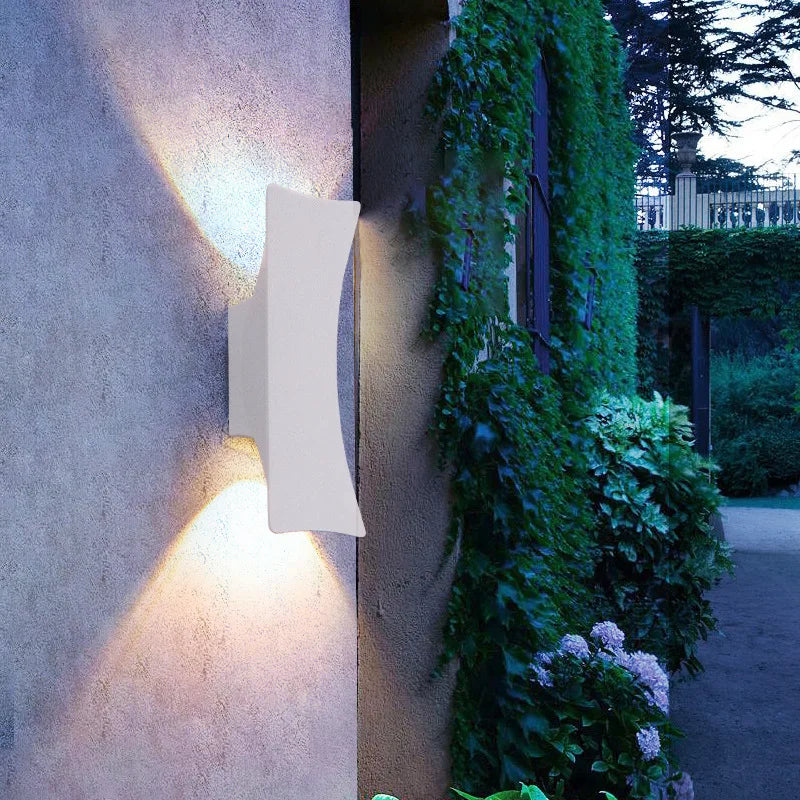 MetroMod – Outdoor wall lights for modern style and elegance
