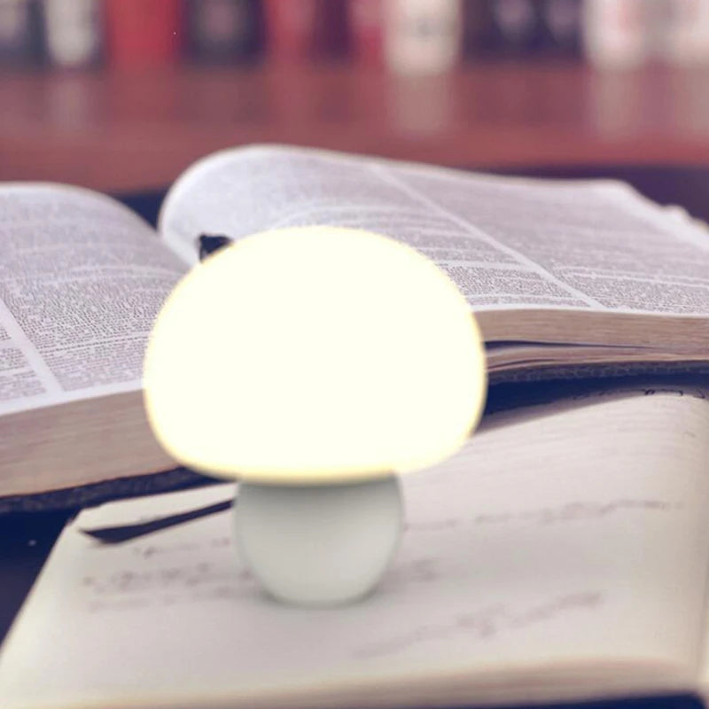 MushMag - Magnetische Tischlampe mit Kreativem Pilzdesign