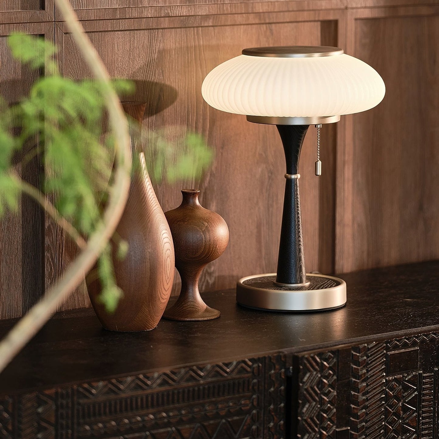 MushroomGlow – Table lamp with natural design for stylish lighting