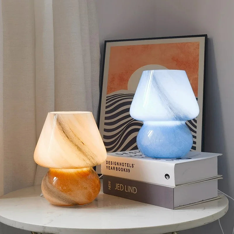 Mila – Glass table lamp with mushroom design for modern ambiance