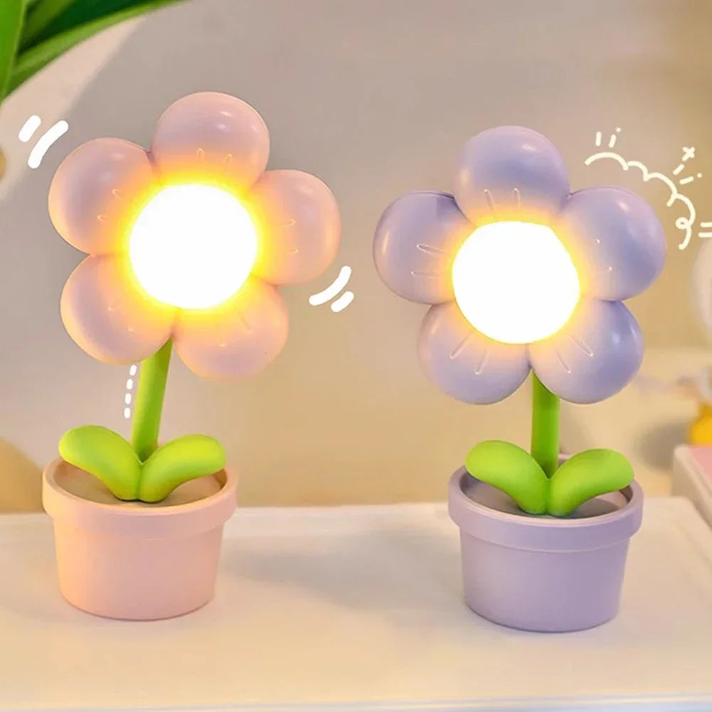 BloomLite – Kleine Blumen Tischlampe mit sanftem Licht