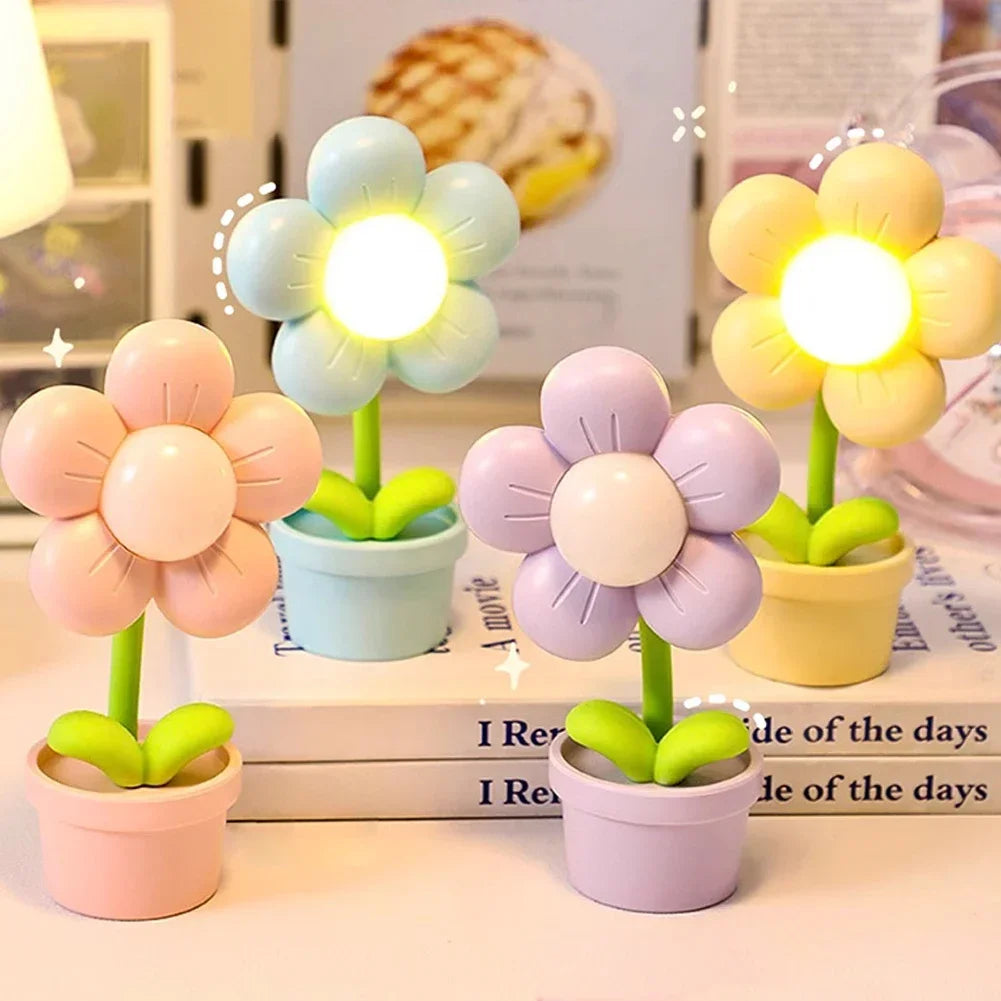 BloomLite – Kleine Blumen Tischlampe mit sanftem Licht