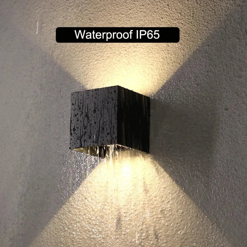 MetroLite – Elegant Outdoor Wall Light for Stylish Lighting