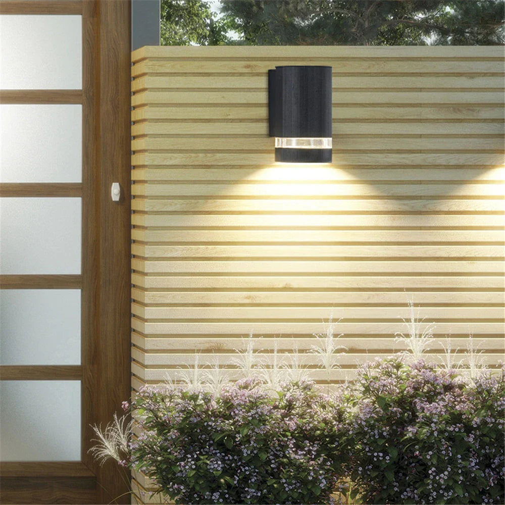 AquaLite – Wasserdichte Außenbeleuchtung für jeden Anlass