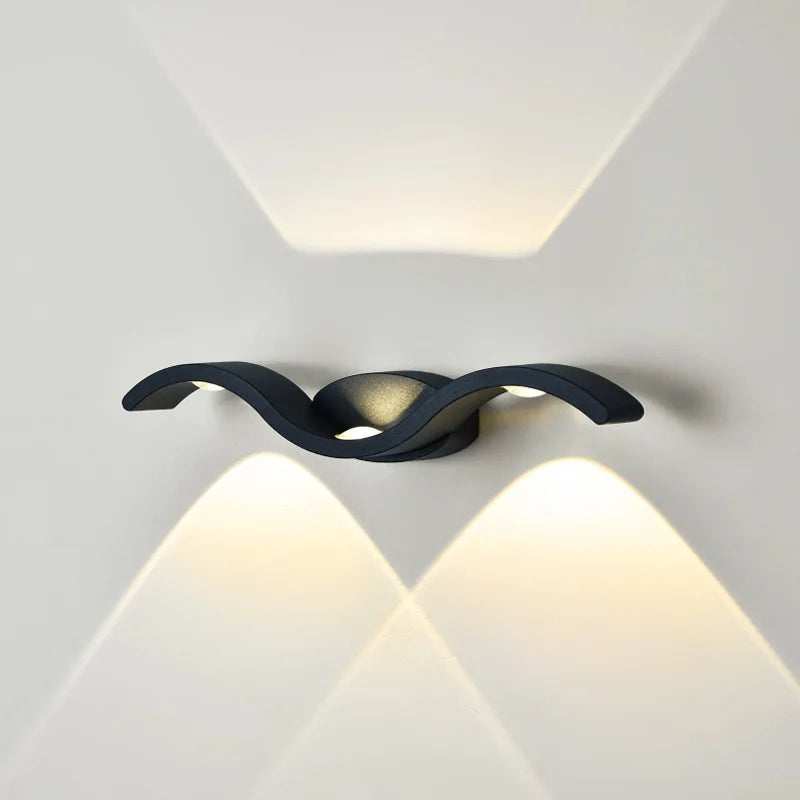 Illuminaire – Modern Wall Lamp for Stylish Indoor Lighting